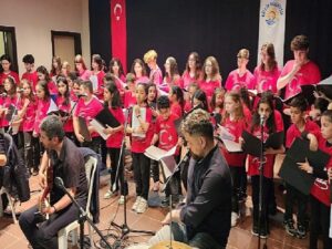 Gölcük Belediyesi Çocuk Korosu’ndan Mükemmel Konser