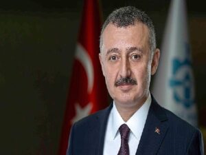 Lider Büyükakın’dan Babalar Günü Bildirisi