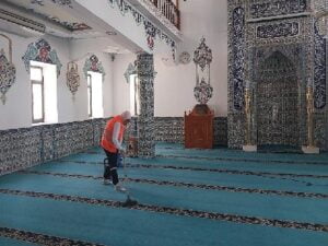 Mescitlerde bayram paklığı