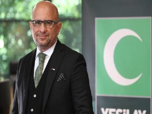 Yeşilay Genel Lideri Prof. Dr. Mücahit Öztürk’ten ailelere davet