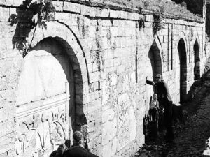 2013’ten bu yana toplam 74 araştırma projesini destekleyen Salt Araştırma Fonları’nın onuncu yılı kapsamında hazırlanan konuşma serisi 11 Temmuz Salı günü başlıyor