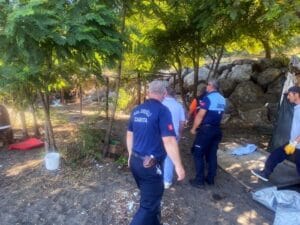 MERVEALTI’NDAKİ İŞGALLER POLİS VE ZABITA EŞLİĞİNDE KALDIRILDI