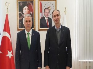 Egeli akademisyenler, hurda incirlerden bakteriyel selüloz üretimi ile iktisada katkı sağlayacak