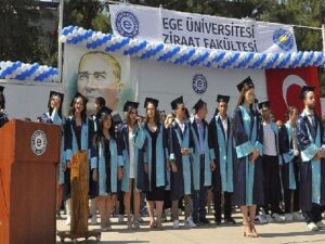 EÜ Ziraat Fakültesinde 64. Periyot Mezuniyet Coşkusu