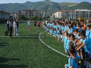 Gemlik Belediyespor yaz okulları ağır iştirakle başladı