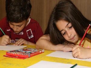 Kocaeli Büyükşehir Belediyesin’den Memnun Çocuklar Okulu