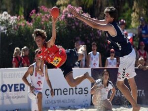 Plajda heyecan sürüyor