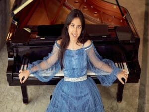 13 Yaşındaki Genç Piyanist ARYA SU GÜLENÇ’in Büyük Başarısı