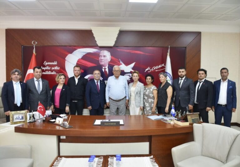 CHP İLÇE YÖNETİMİNDEN BAŞKAN POSBIYIK’A ZİYARET