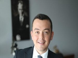 Alfa Solar Güç, 100. Yılında Yeni Logosunu Tanıttı: Geleceğe Işık Tutuyor!