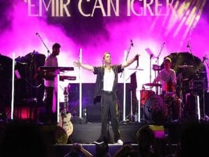 Aliağa’da Buyruk Can İğrek ve Zeynep Bastık Rüzgârı