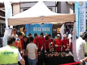 Bilgehaneler Toplumsal ve Ahlaki Hassaslığı Yüksek Jenerasyon İçin Çalışıyor