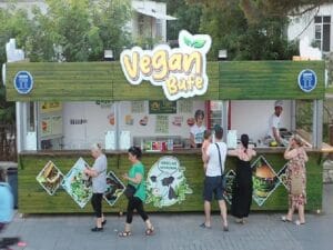 Didim’de Bir Birinci, Vegan Büfe Hizmete Başladı
