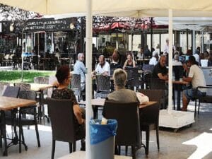 Karşıyaka Belediyesi tesislerinde bütçe dostu fiyatlar