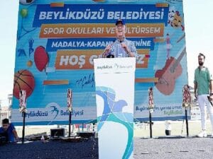 “Kendinizi geliştirmekten asla vazgeçmeyin”