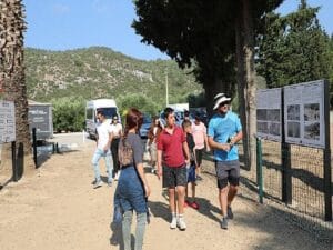 Klaros Antik Kenti Özel Konuklarını Ağırladı