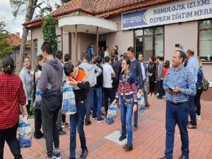 Kocaeli Büyükşehir’den sarsıntı farkındalığı eğitimleri