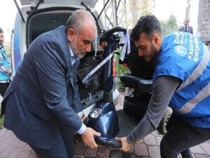 Lider Sandıkçı, “Vatandaşlarımızın sürekli yanındayız”