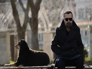 Nejat İşler’in Başrolünde Yer Aldığı Üçlemenin İkinci Sineması Makus Adamın 1O Günü, 18 Ağustos’ta Netflix’te