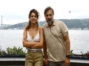 Oktay Kaynarca ve Ebru Özkan Saban, set öncesi bir ortaya geldiler