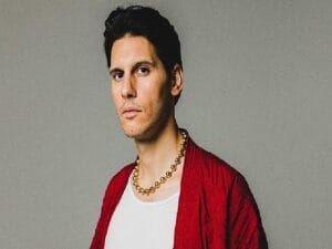 Yapı Kredi bomontiada World Akustik sahnesi Can Ozan’ı ağırlıyor