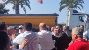 Kdz. Ereğli Belediye Meclisi toplantısı sonrası yumruklar havada uçuştu