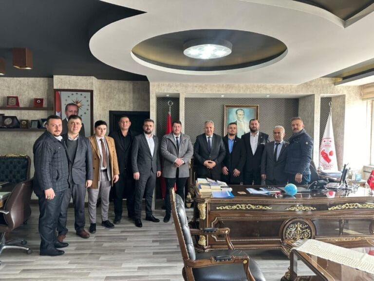 KARAARSLAN, KAYMAKAM YAPICI’YI ZİYARET ETTİ